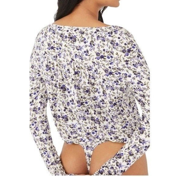 NWT Free People Kaya Floral Cutout Long Sleeve Bodysuit Cream & Purple Size XS - Picture 4 of 16
